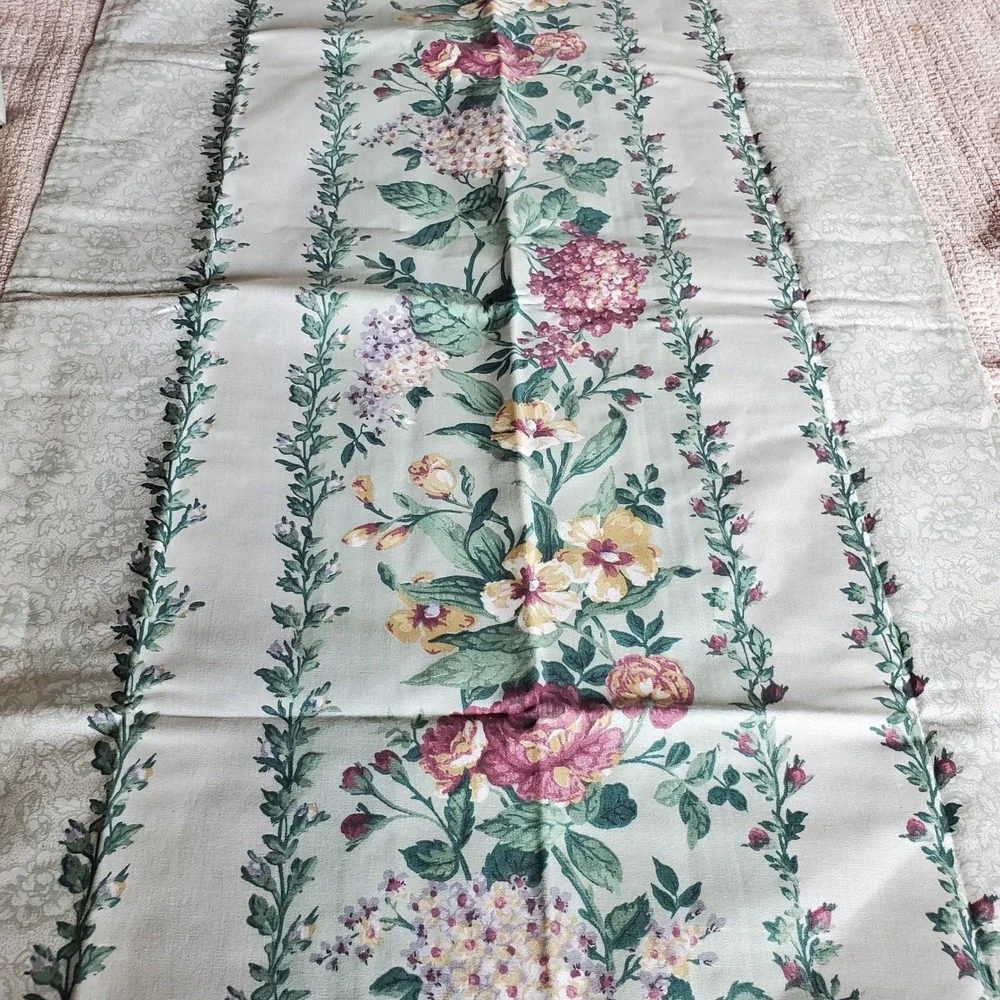 Dan River Vintage Floral Full Fitted Sheet 2 Ruffled Shams 2 Pillowcases No Iron